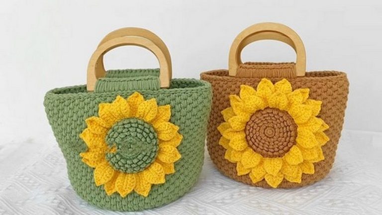 Crochet Sunflower Handbag Pattern For Everyday Style