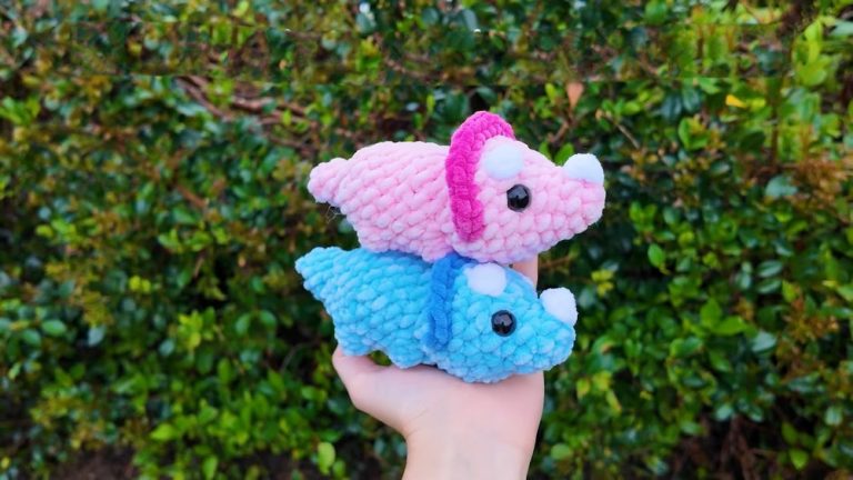Crochet Amigurumi Triceratops Pattern For Dino Lovers