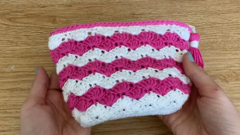 Feminine & Vibrant Crochet Wavy Pouch Pattern