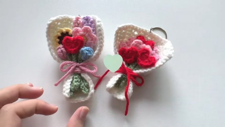 Crochet Mini Bouquet Keychain Pattern For Aesthetic Present