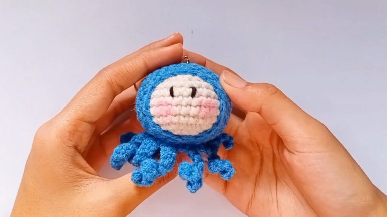 Crochet Mochi Octopus Pattern For Gifting