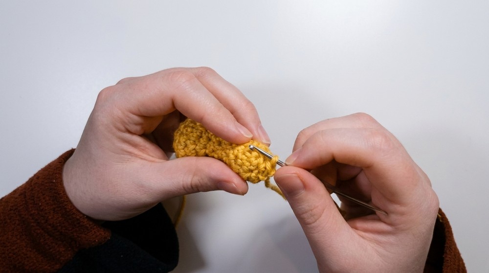 Crochet Goose Keychain Pattern For Charming Gifts 4