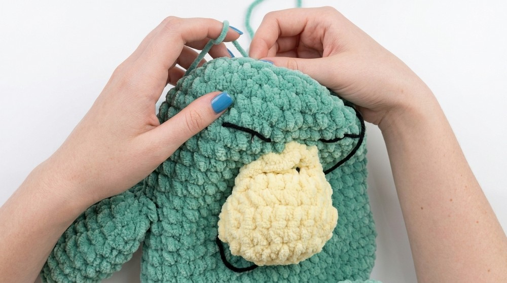 Crochet Psyduck Plushie Pattern With Chunky Yarn 7