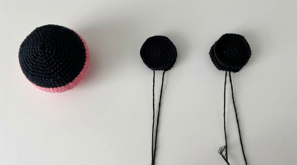 Mickey And Minnie Amigurumi Chocolate Orange Cover Pattern 6