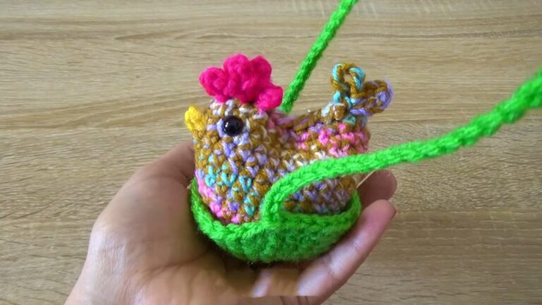 free crochet chicken swing pattern for charming rustic decor