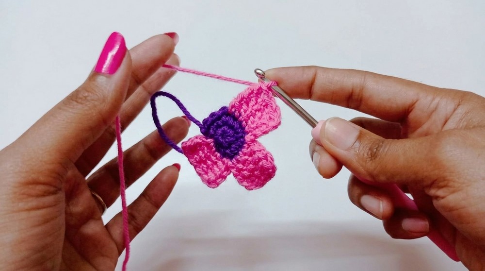 Crochet Crochet Keychain And Bag Charm Pattern 7