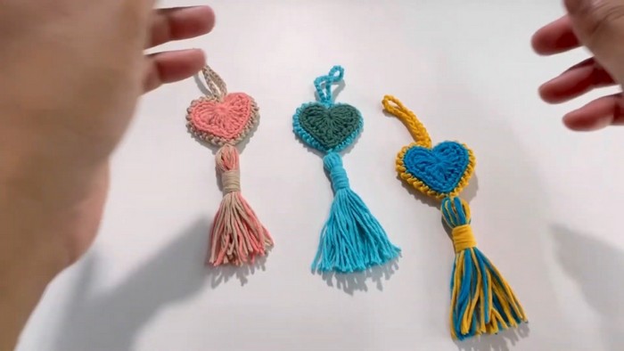 Charming Crochet Heart Keychain Pattern 5