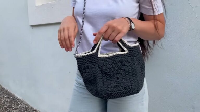 Lightweight Crochet Granny Square Bag Pattern 5
