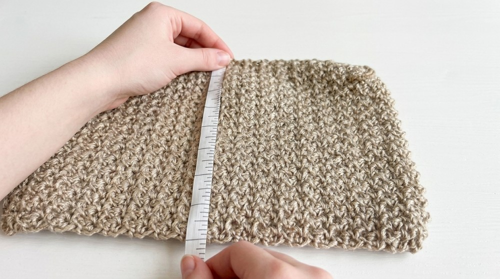 Elegant Crochet Clutch Pattern to Carry With Confidence 5