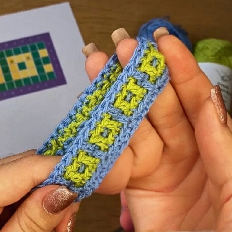 Innovative Crochet Mosaic Round Perfect for Modern Decor