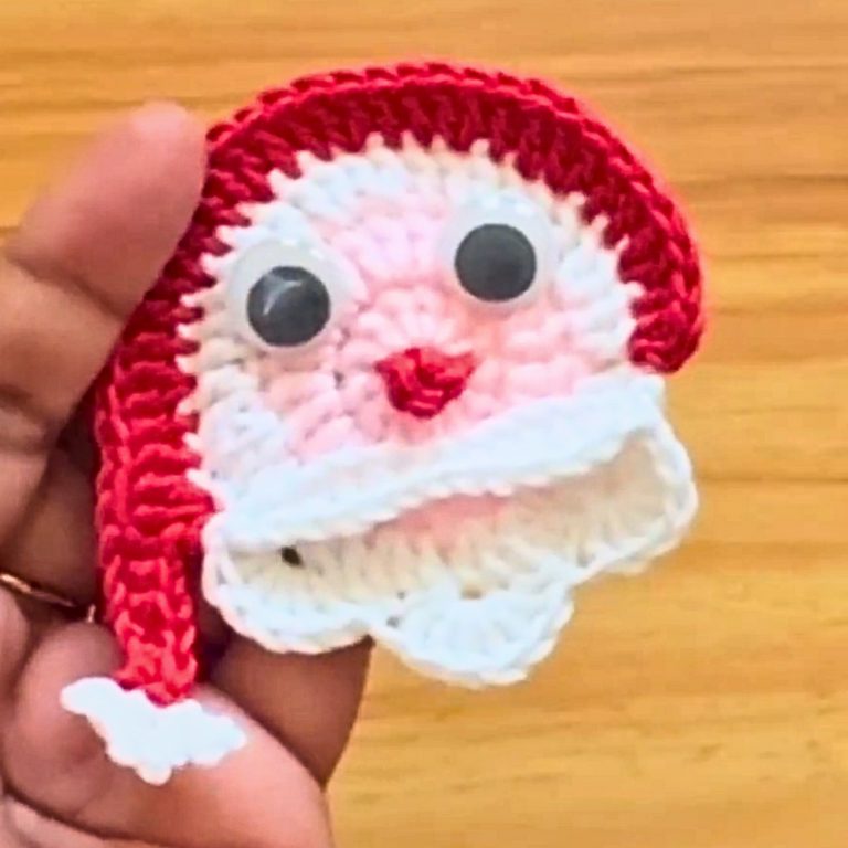 Festive Crochet Santa Claus Perfect for Holiday Cheer