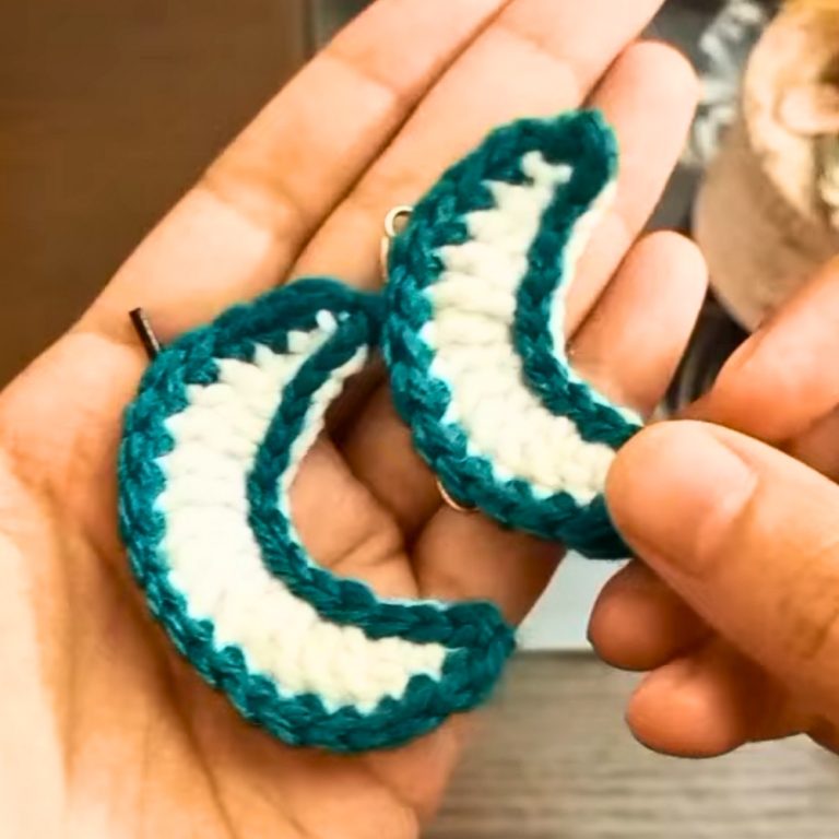 Sparkling Crochet Moon Brooch With Magical Touch