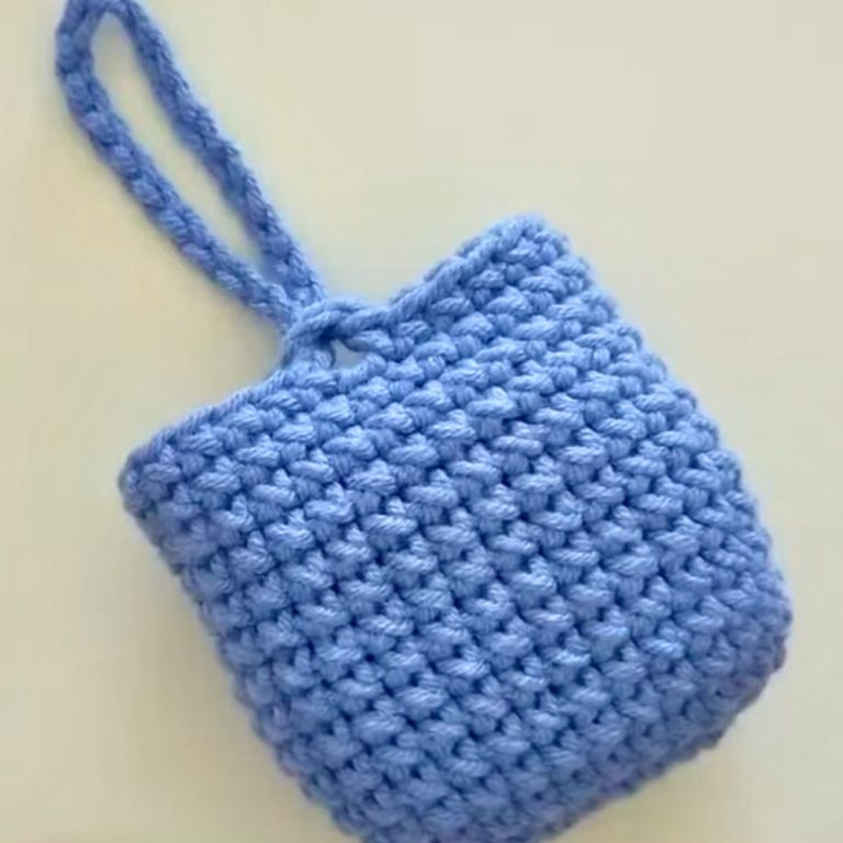 Soft Crochet Earbuds Case Ideal for Cozy Accessories