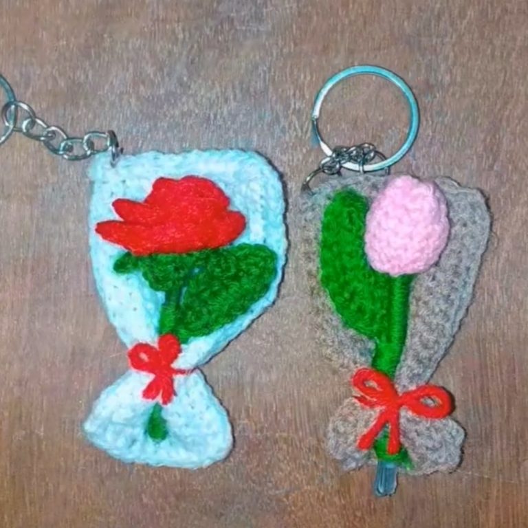 Blooming Crochet Mini Tulip Bouquet for Cozy Touches