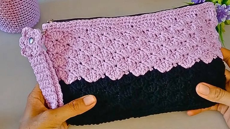 Bold Crochet Two-Tone Purse with Statement Charm