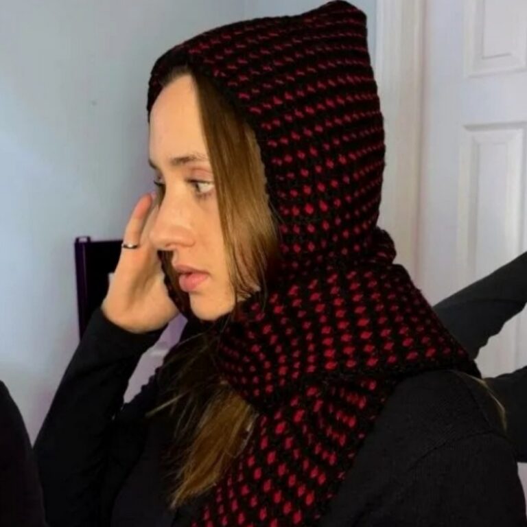 How Crochet Hooded Scarf Pattern Keeps You Warm in Style