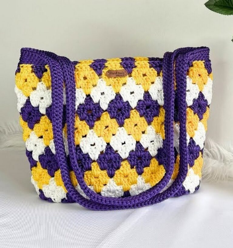Chic & Elegant Crochet Tote Bag Pattern with Roomy Space