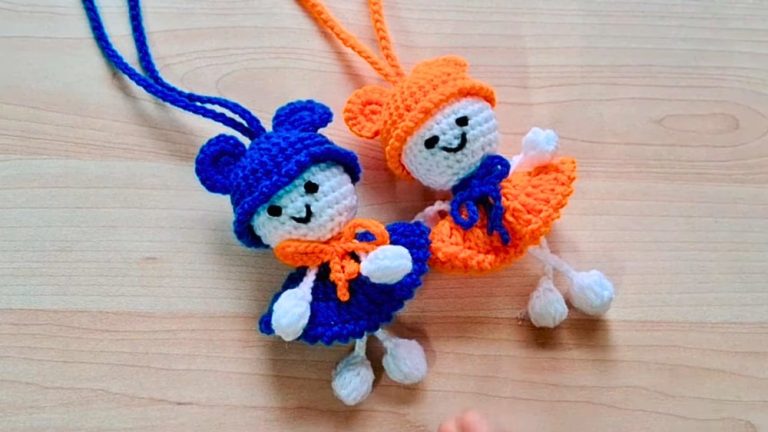 Lovely Crochet Doll Bagcharm Pattern for a Unique Touch