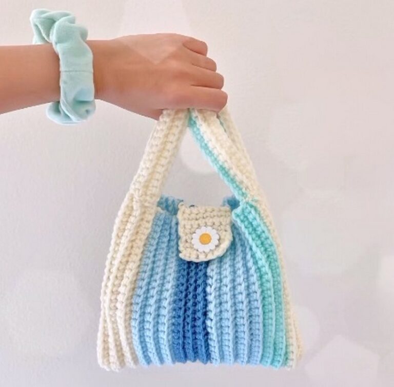 Chic Crochet Summer Bag Pattern to Brighten Summer Looks