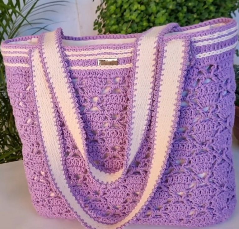 Crochet Guri Bags Pattern Perfect for Casual and Classy Outfits