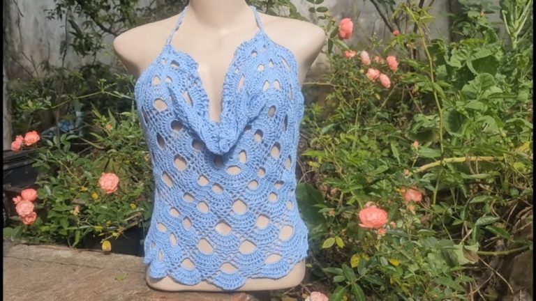 Your New Summer Favorite Crochet Halter Top Pattern Free