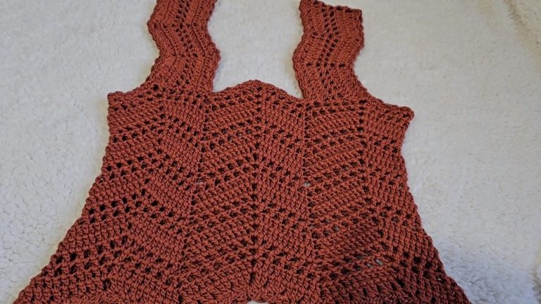 Fabulous Threads Crochet Cropped Top Pattern for Trendy Outfits