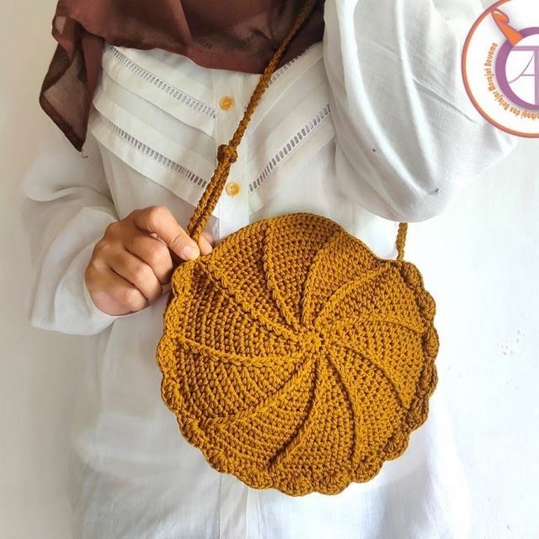 Modern Flair in Easy Crochet Round Bag Pattern for Stunning Style