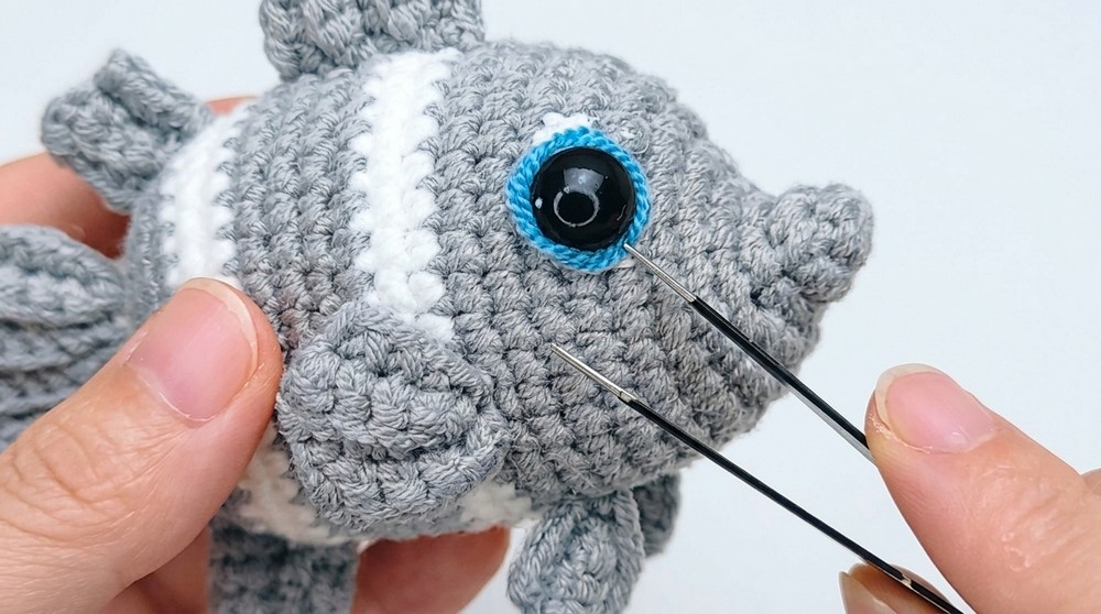 Free Crochet a Clownfish Keychain Pattern for a Playful Accessory
