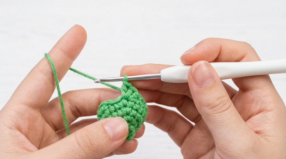 How to Crochet an Eggplant Pattern for Cute Home Décor