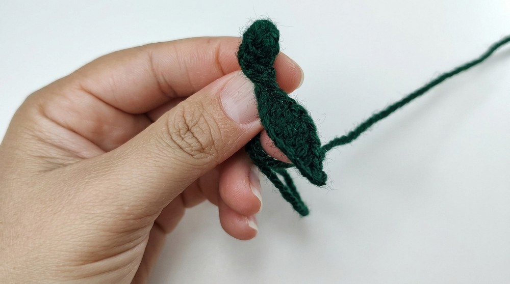 How to Crochet an Orange Keychain Pattern for Beginners