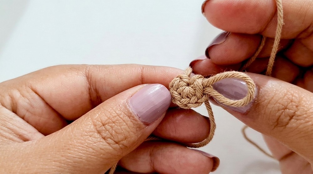 Learn Cute Crochet Owl Keychain Pattern for Unique Style