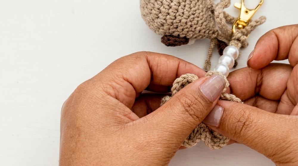 Learn Cute Crochet Owl Keychain Pattern for Unique Style