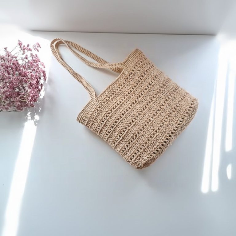 Learn Pretty Crochet Bag Pattern to Complement Your Outfit