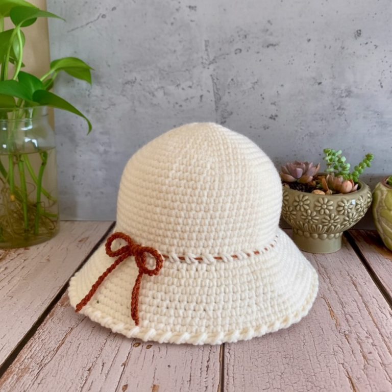 Warm Crochet Bucket Hat Pattern for a Simple Yet Stylish Look