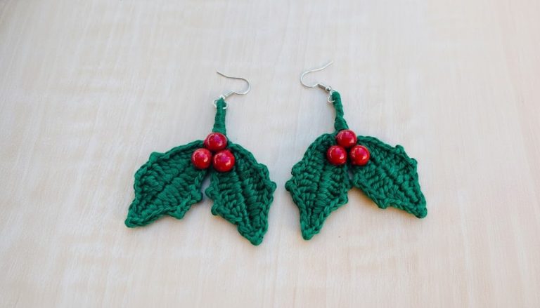 Crochet Christmas Earrings Pattern to Perfect Your Holiday Look