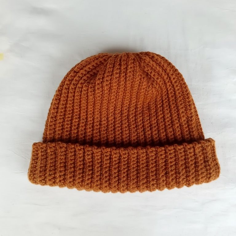 Learn How to Crochet Ribbed Beanie Pattern for Cozy Winter Vibes