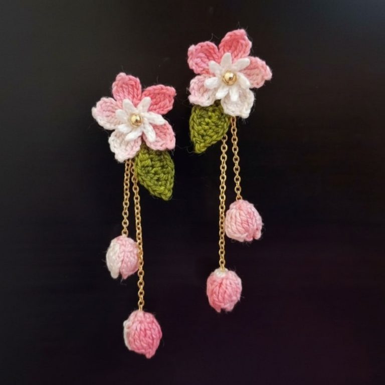 Step-by-Step Crochet Flower Earrings Pattern for a Signature Style