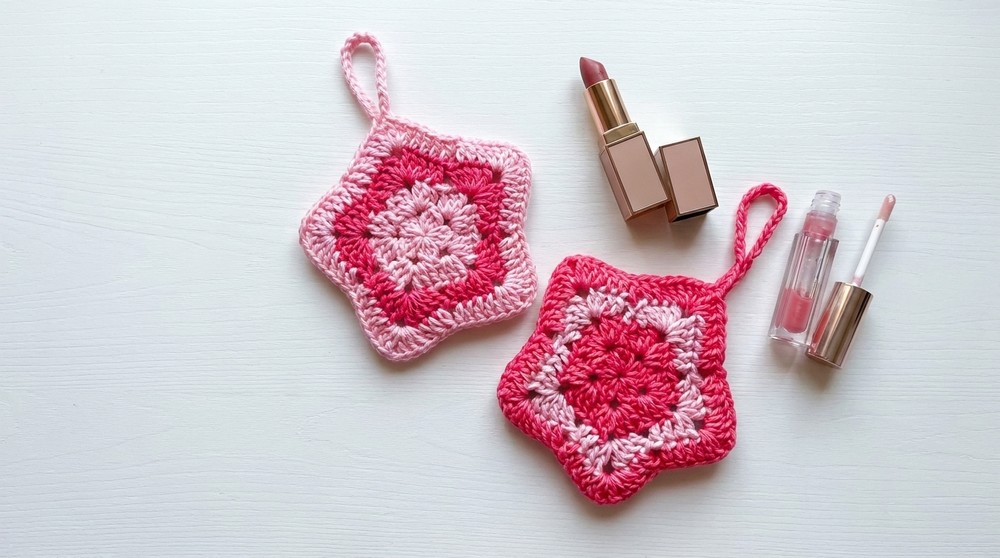 Miniature Crochet Star Pouch Pattern with Cute Star Vibes