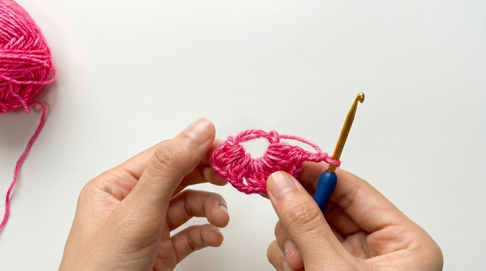 Miniature Crochet Star Pouch Pattern with Cute Star Vibes