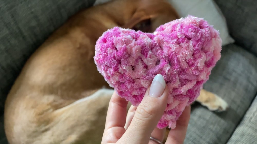 Crochet Heart Tutorial 1