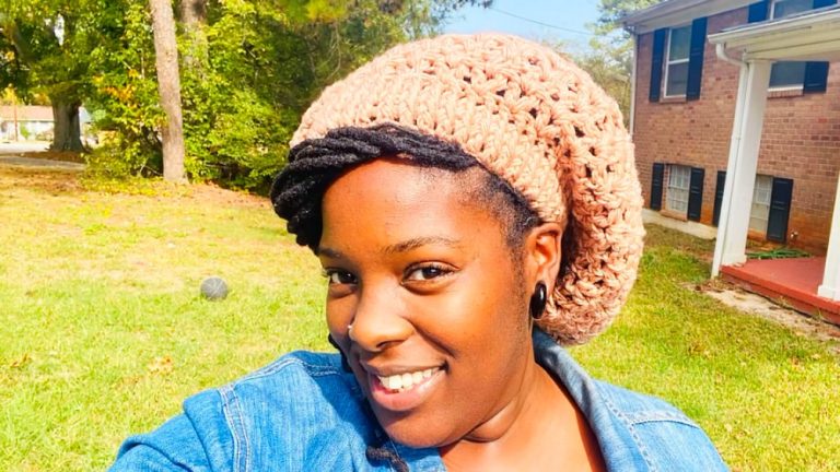 Easy Crochet Slouch Hat Tutorial 1