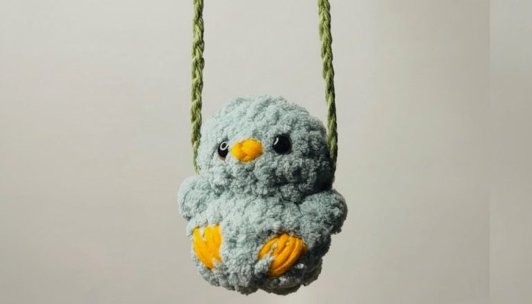 Easy Crochet Swinging Birdie Tutorial 1