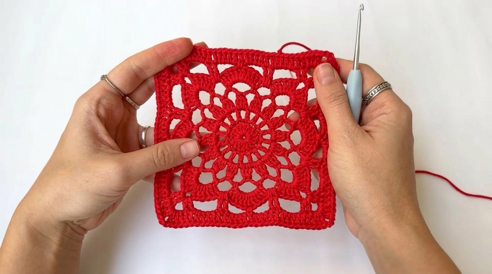 Crochet Granny Beach Bag Patern 2