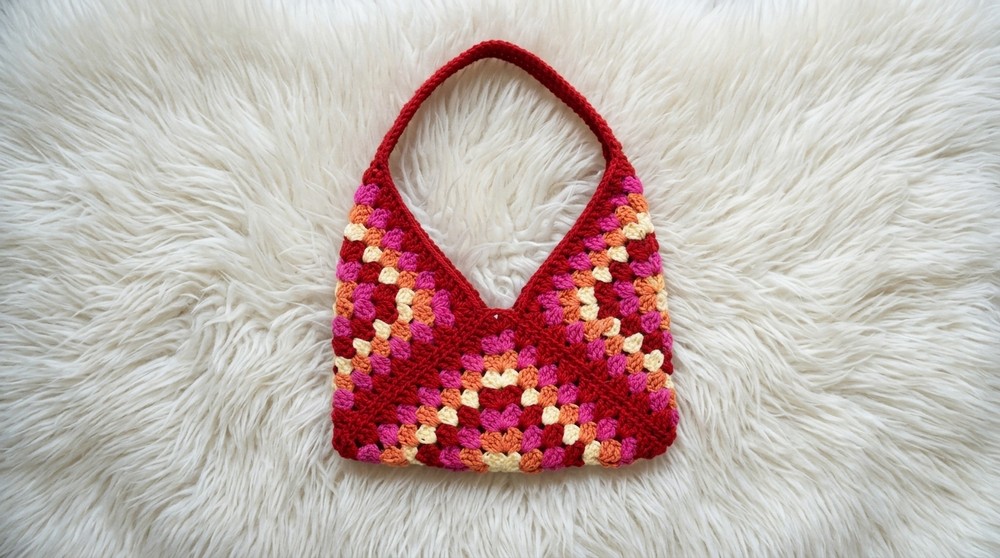 Crochet Granny Shoulder Bag Pattern 4