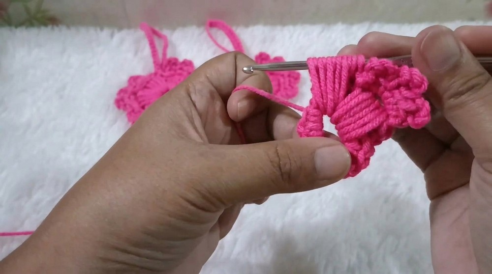 Crochet Snowflake Bag Charms Pattern 2