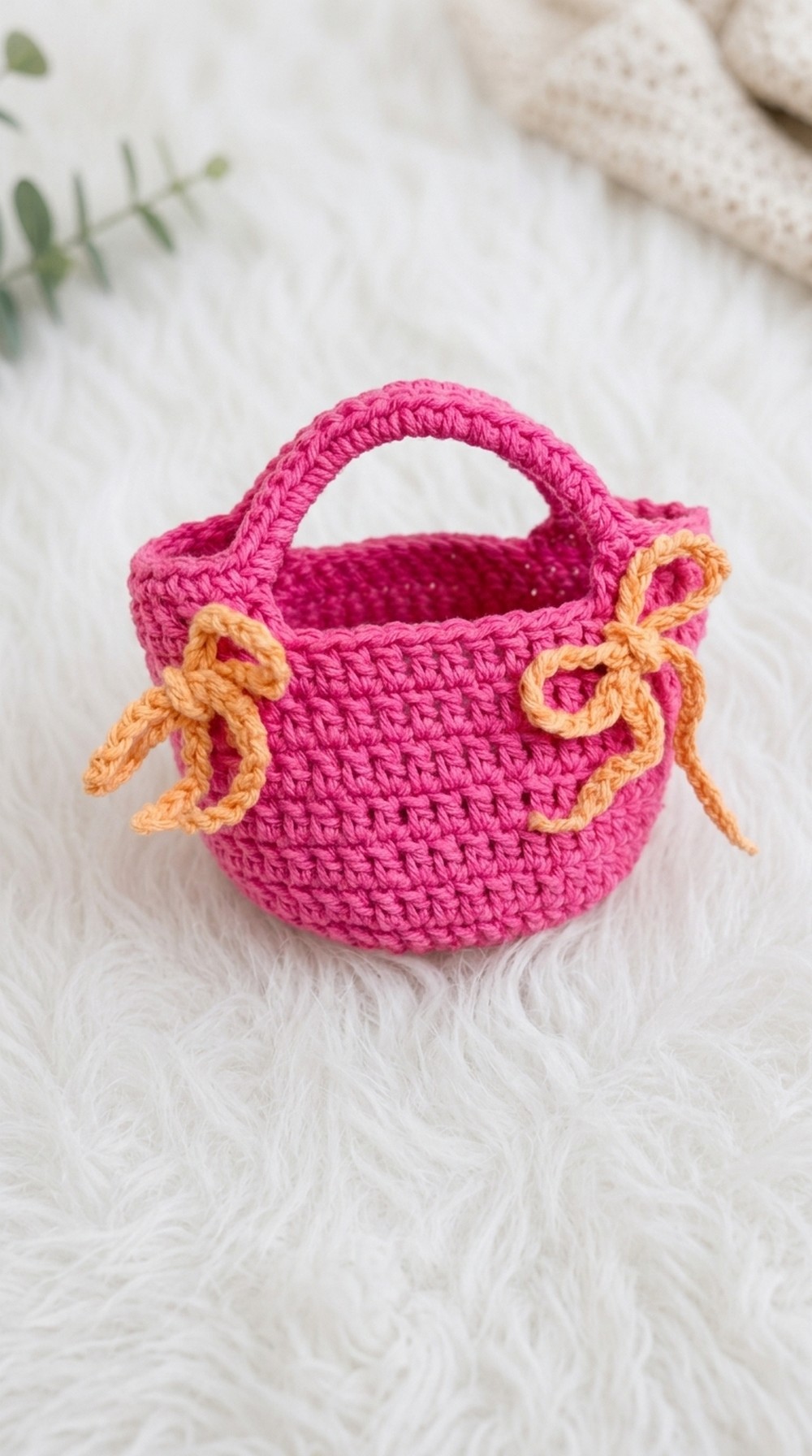 Crochet Mini Bag With Bow Pattern