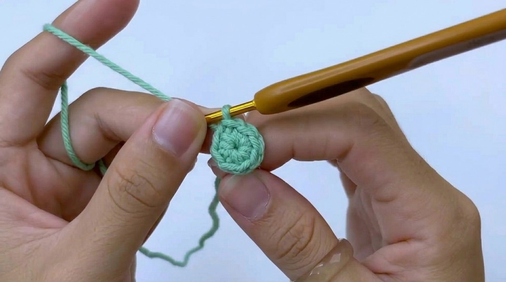 Crochet Jelly Fish Keychain Pattern