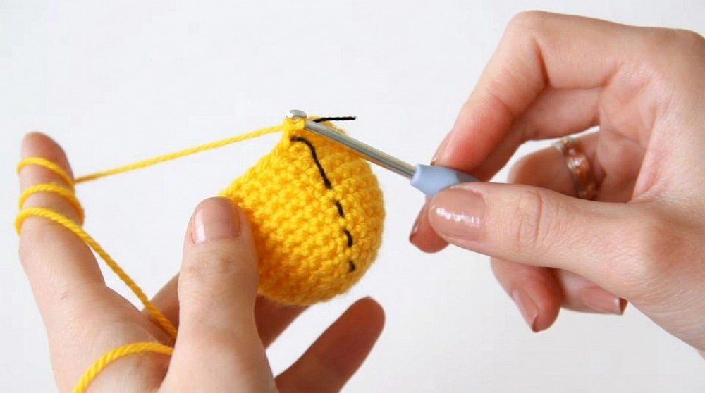 Crochet Chick And Egg Pattern 2