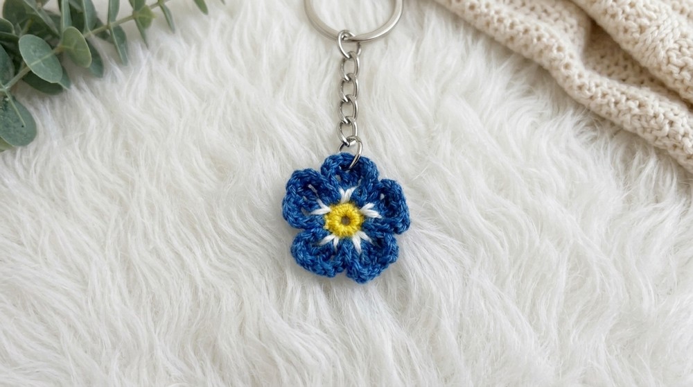 Crochet Flower Keychain Pattern 4
