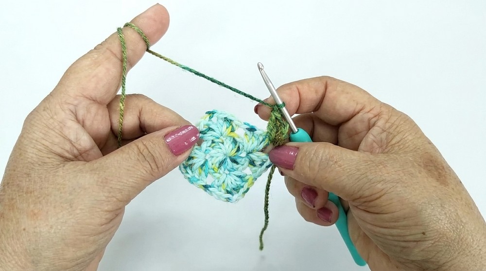 Crochet Granny Square Bag Pattern 1